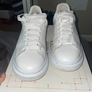 ALEXANDER MCQUEEN